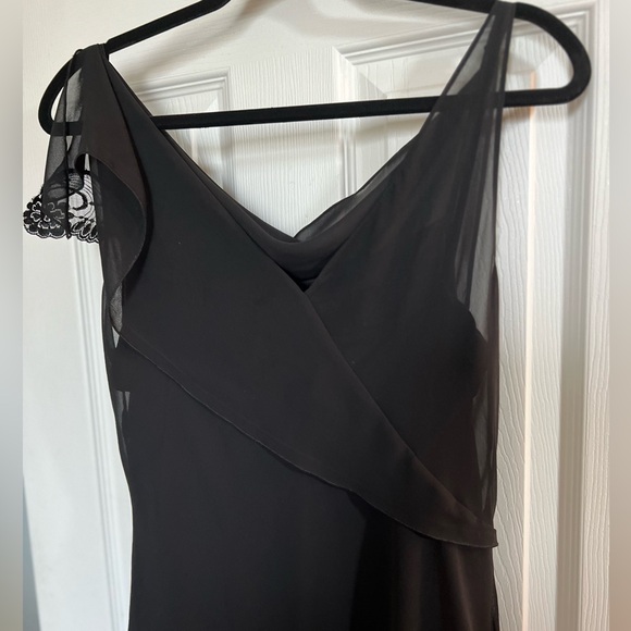 Perfect little black dress. Stretch very comfortable. Size 16. Made in Australia - Picture 2 of 5
